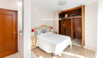 Chalet en venta en Calle Cerro Bufon, Número 15, Gójar de 299.900 €