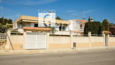 Chalet on Carrer del Migjorn photo 5