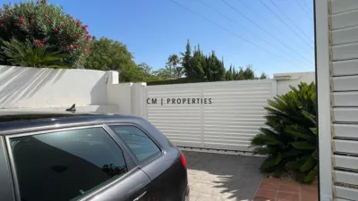Chalet en alquiler en Travesía de San Gerard, El Vedat-Santa Apol·lònia (Torrent) de 2.500 €<span>/mes</span>