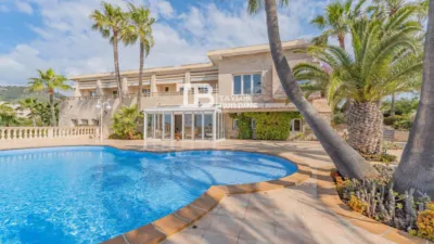 Villa on Carrer Gavines photo 4