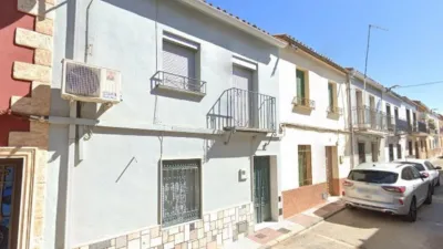 Terraced house on Jose Zamora Street photo 4