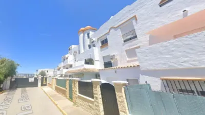 Apartment on Apartaclub La Barrosa Street photo 10