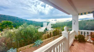 Chalet on Calle Pedrisa, Poligono 25 photo 3