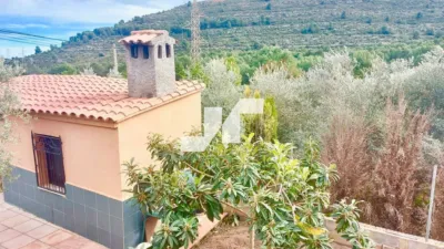 Chalet on Calle Pedrisa, Poligono 25 photo 4