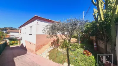 Chalet in Segur de Calafell photo 4
