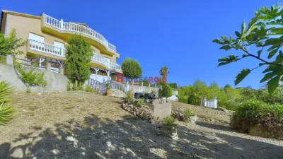 House on Carrer d'Andròmeda photo 2