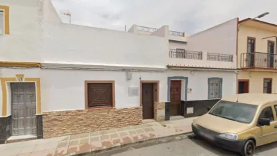 House on Verdiales Street photo 4