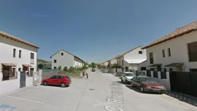 Terraced house on Calle Rivera del Henares photo 6