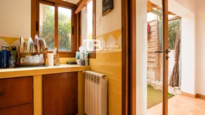 Ground Floor Apartment on Carrer de Pere Quintana photo 7