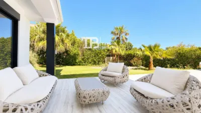 Villa on Carrer del Batle Bujosa photo 19
