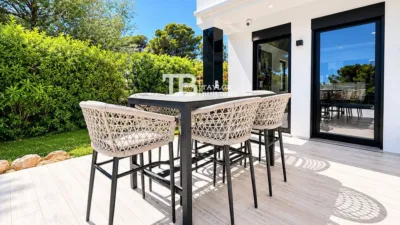 Villa on Carrer del Batle Bujosa photo 21