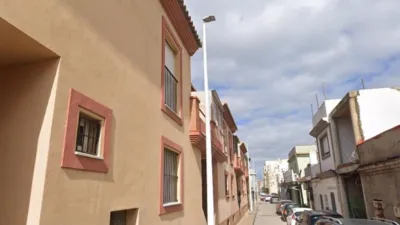 Terraced house on Romero Torres Street photo 6