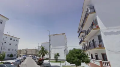Apartment on Calle Pisos Azucarera photo 6