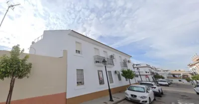 Apartment on Vazquez Diaz Street photo 6