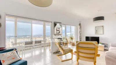 Apartment on Carrer del Cant dels Ocells, 22 photo 5