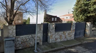 Chalet on Olmos Street photo 5