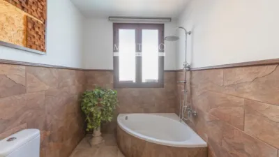 Casa adosada en venta en Calle del Doctor González Martínez, 18, Chauchina de 299.000 €