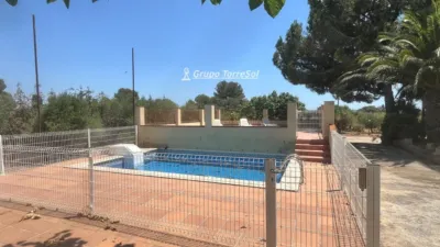 Chalet on Calle Polígono 7 Paraje 65, next to Cal Dentista photo 26