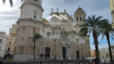 Piso en venta en Centro Histórico, Centro Histórico (Cádiz Capital) de 265.000 €