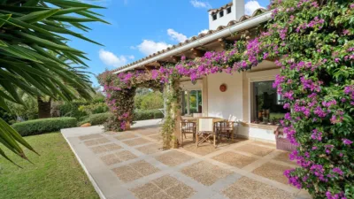 Villa in Cala Bona photo 3