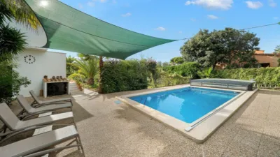 Villa in Cala Bona photo 4