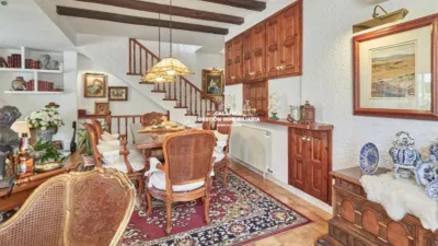 Townhouse for sale in Carrer d'Alorda Park photo 16