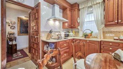 Townhouse for sale in Carrer d'Alorda Park photo 28