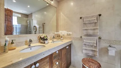 Townhouse for sale in Carrer d'Alorda Park photo 38