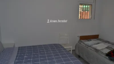 Casa pareada en Nucli Urbà photo 12