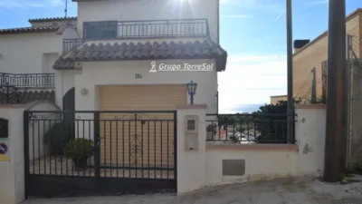Casa pareada en Nucli Urbà photo 37