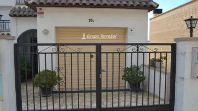 Casa pareada en Nucli Urbà photo 38