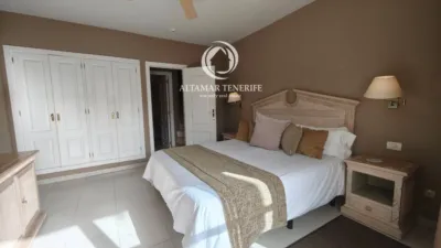 Apartment in Arona photo 17