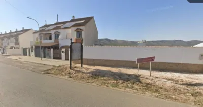 Terraced house on Avenida de Fuente de Piedra photo 6