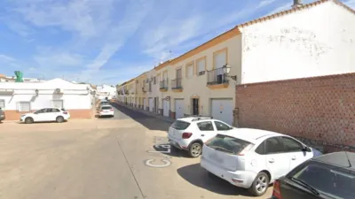 Terraced house on Carril de los Moriscos Street photo 4