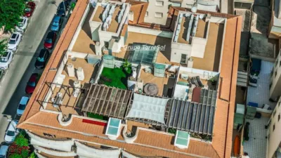 Top-floor apartment on Carrer de Josep Pla photo 9