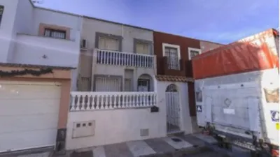 Terraced house on Menendez Pelayo Street (R) photo 2