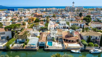 Apartment at Avinguda de Fages de Climent, 1 photo 12