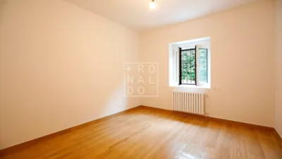 Piso en venta en Calle de Haltza, Anaka-San Miguel-El Pinar (Irun) de 220.000 €