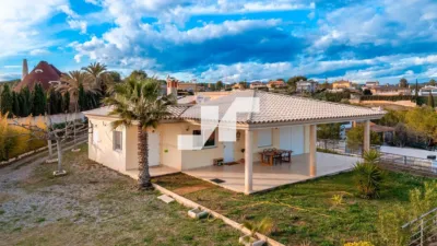 Chalet on Calle de los Sauces photo 3