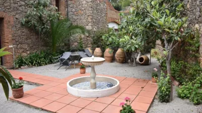 Casa en Carrer del Comte Güell photo 53
