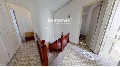 House in Centre photo 32