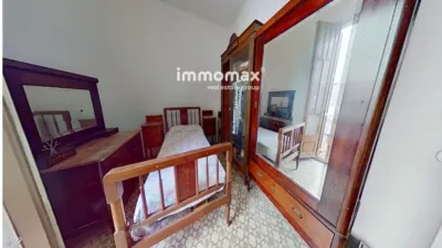 House in Centre photo 39