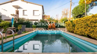 Chalet on Carrer del Cigne photo 3