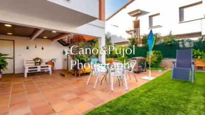 Chalet on Carrer del Cigne photo 5