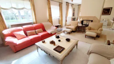 Chalet in Trigueros del Valle photo 9