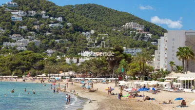 Piso en alquiler en Santa Eulalia, Santa Eulària des Riu de 2.700 €<span>/mes</span>
