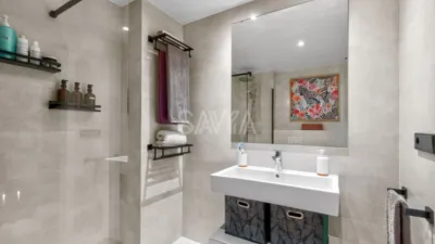 Apartment on Carrer de Labadessa Maria Lluisa de Dalmau photo 32