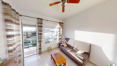 Apartment on Carrer de Lisboa, 14 photo 2