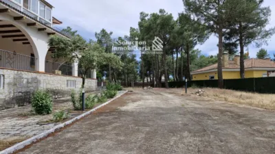 Casa pareada en Urbanización El Pinar de Alba photo 5