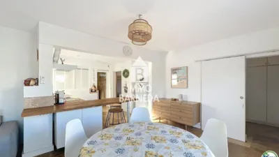 Chalet en venta en Passatge de Alberes, 37, cerca de Pasaje Montgri, Empuriabrava (Castelló d'Empúries) de 385.000 €